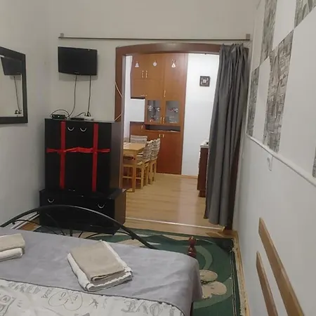 Daire Near Rynok Square *